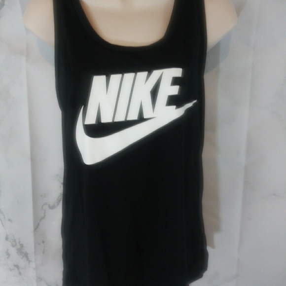 Nike Tops - Nike. Active Top